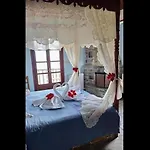 Diogenis Hotel