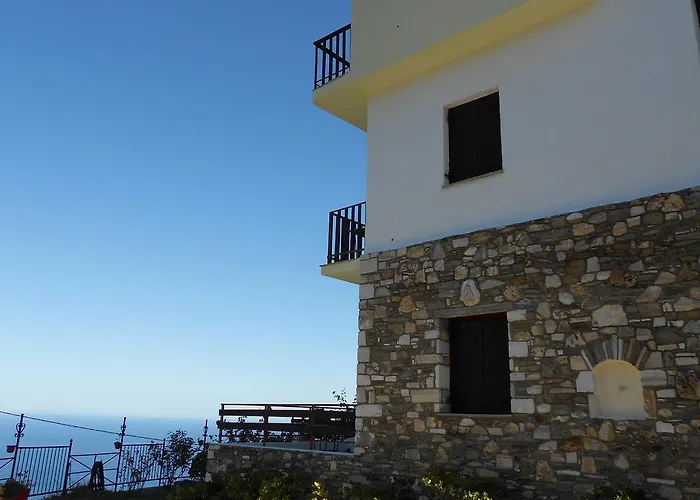 Diogenis מלון טסגרדה